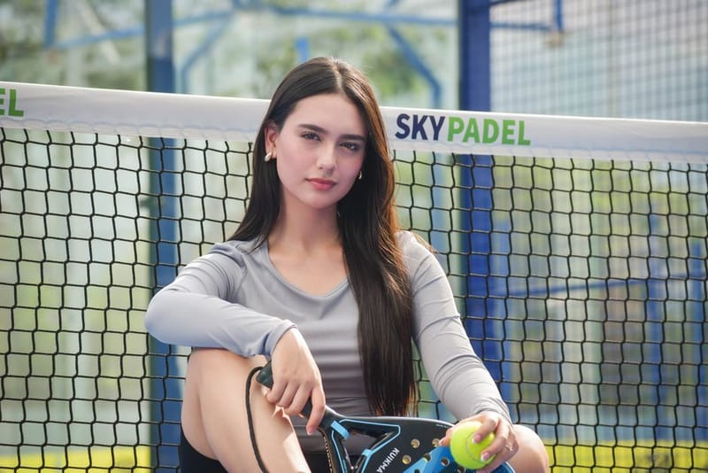 Indoor vs Outdoor Padel: Which Is Better? (2026)