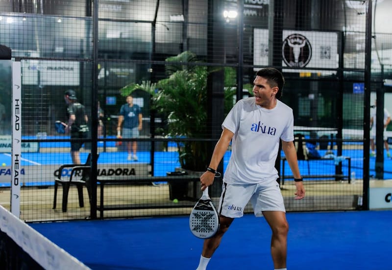 Head Delta Pro padel racket - oversized diamond power frame for advanced players